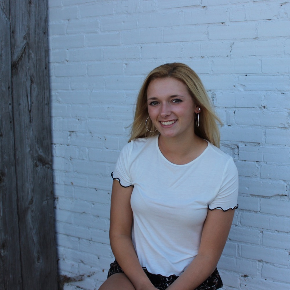 Meet your Posher, Jacy